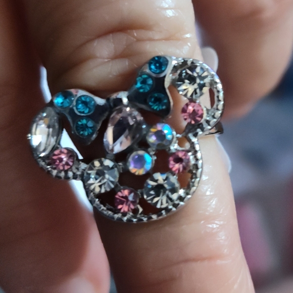 Minnie Ring - Picture 4 of 4